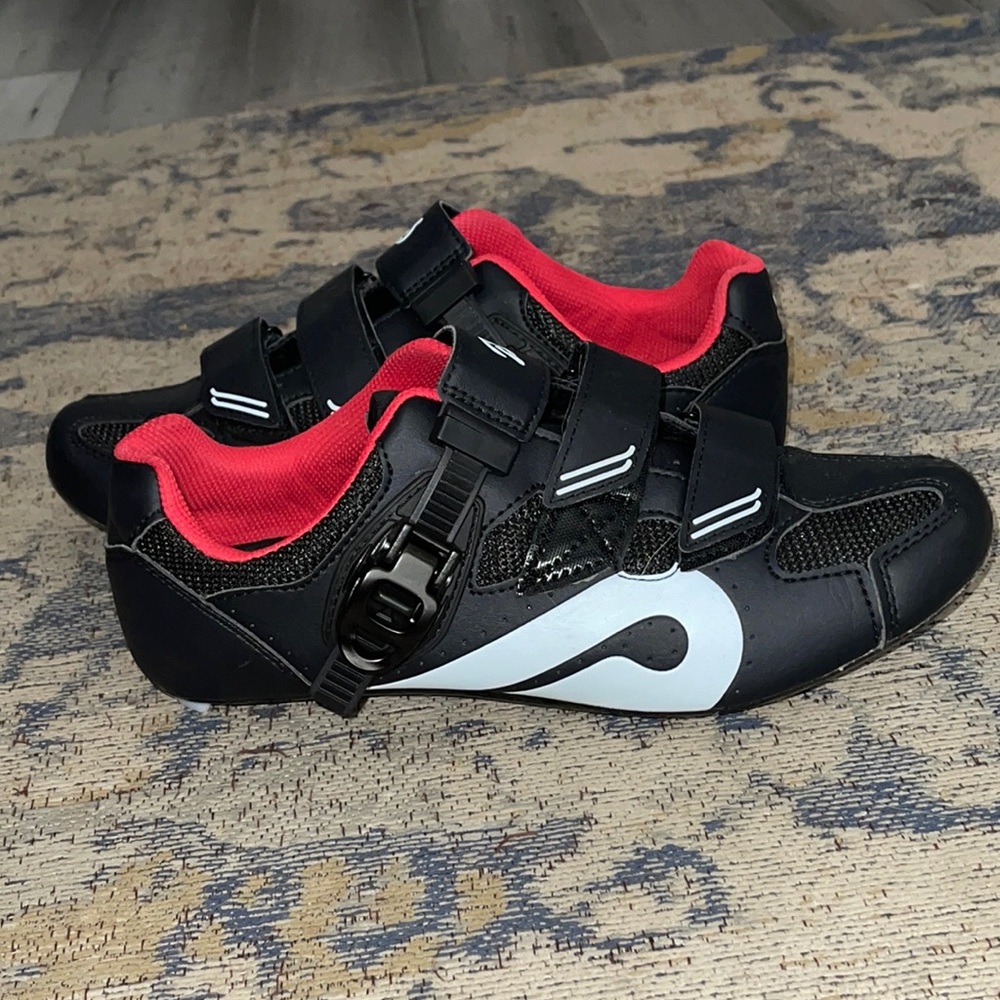 Peloton cycling shoes